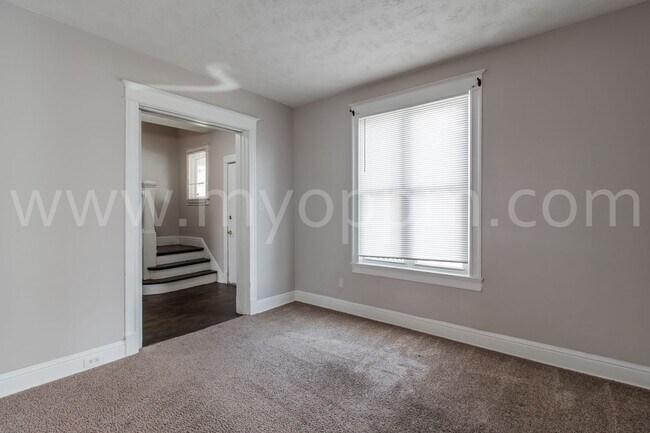 Building Photo - 120 N 40th St