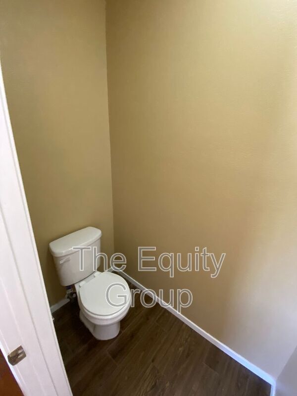 Building Photo - 2672 Tamas Ct