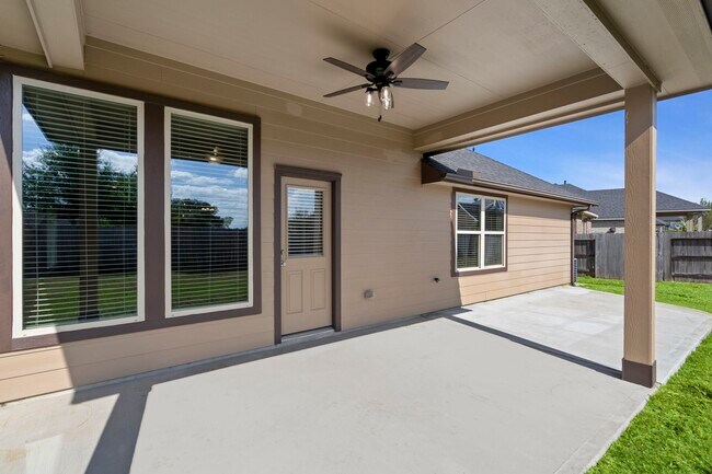 Building Photo - 15323 Holloway Hls Trl