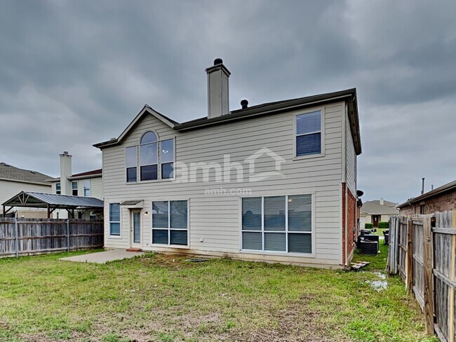 Building Photo - 2516 Aiken Ln