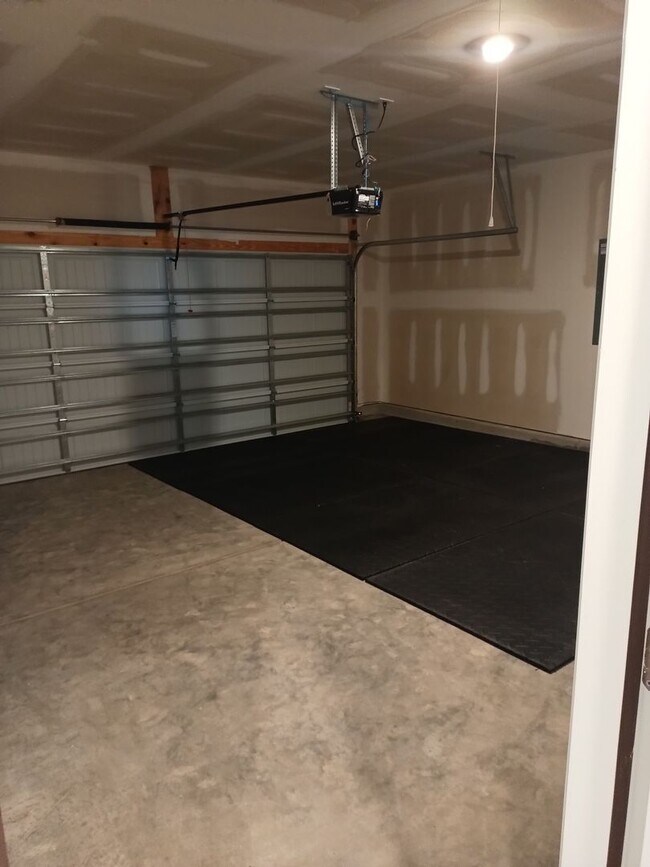 Building Photo - Flintshire Drive