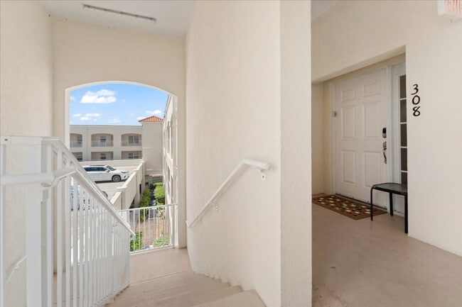 Building Photo - 264 Gibraltar Ct