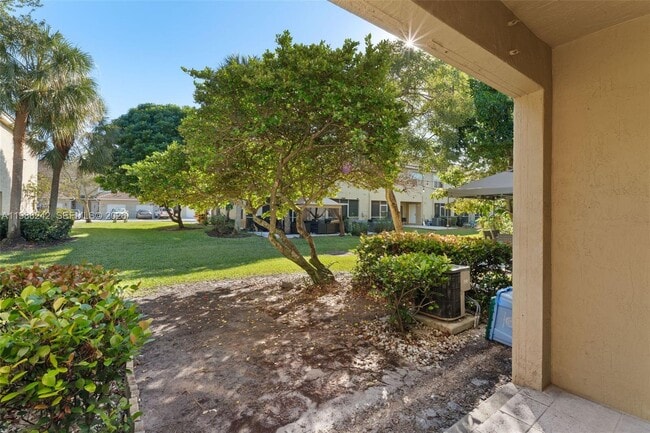 Building Photo - 435 S W 122nd Terrace