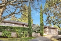 Building Photo - CLICK "REQUEST A TOUR" NOW!