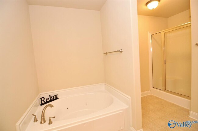 Building Photo - 276 Village Springs Dr