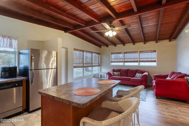 Building Photo - 114 Lynnhurst Dr