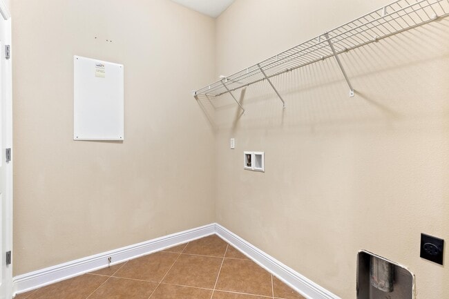 Building Photo - 24 Mozart Ln