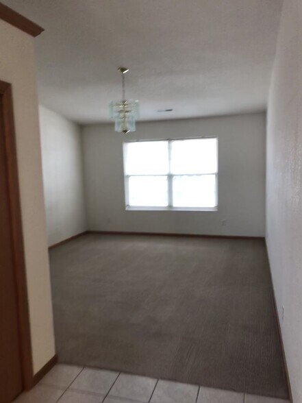 Building Photo - 4388 Camelot Dr