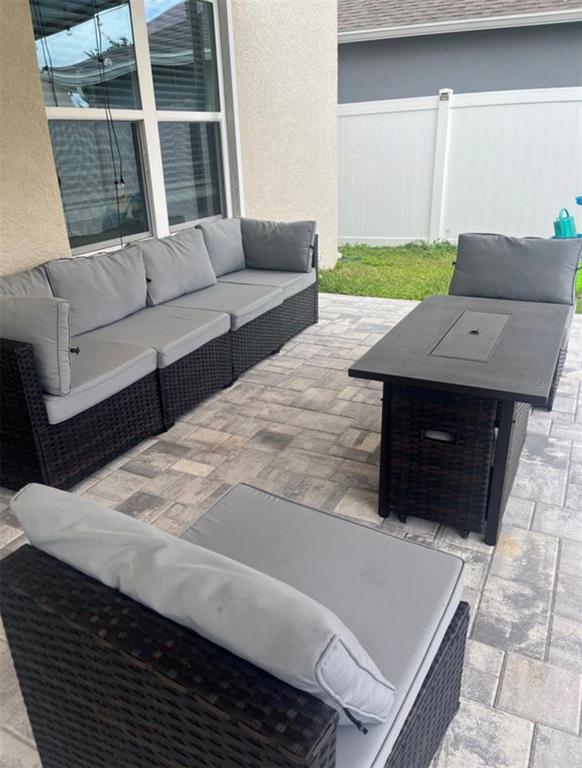 Building Photo - 6792 Huntleigh Hammock Rd