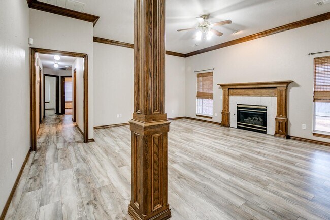 Building Photo - 3520 SW 127th St