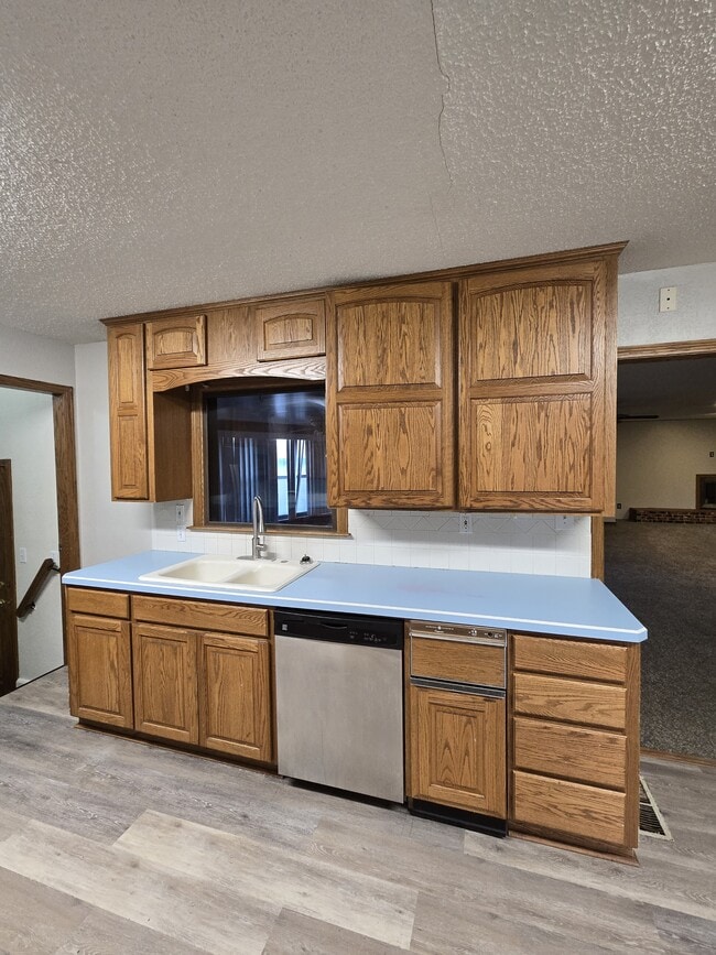 Building Photo - 714 S Fabrique Dr