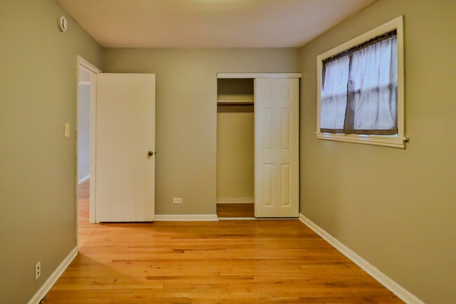 Building Photo - 7119 Stanford Dr