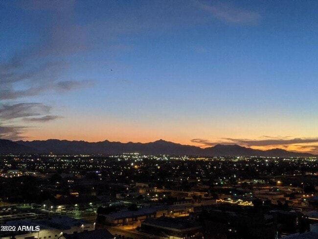 Building Photo - 310 S 4th St