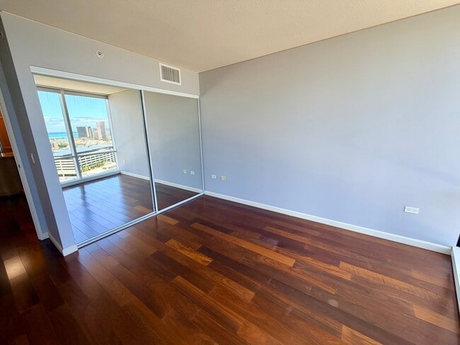 Building Photo - 1288 Kapiolani Blvd