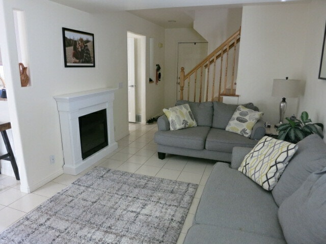 Building Photo - 1647 N Aliwood Way W