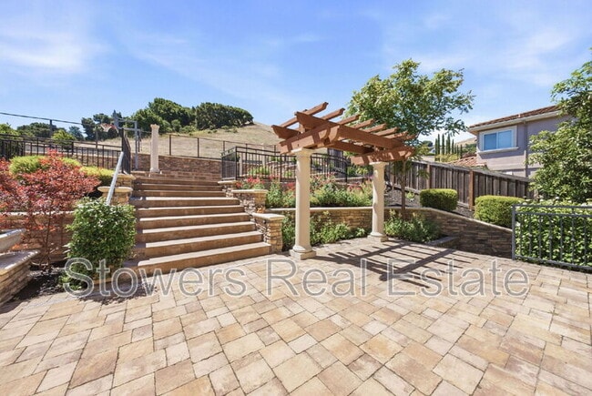 Building Photo - 3315 Ashbourne Cir