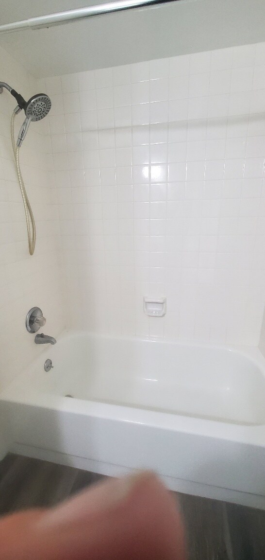 guest bath - 6785 Sandwater Trl N