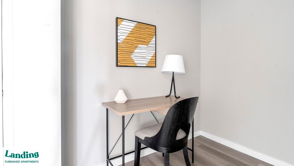 Building Photo - 6850 Foxtail Palm Wy