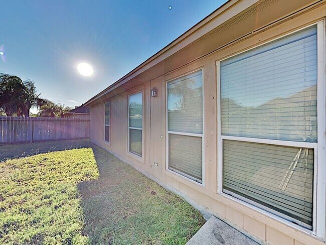 Building Photo - No Application Fees*