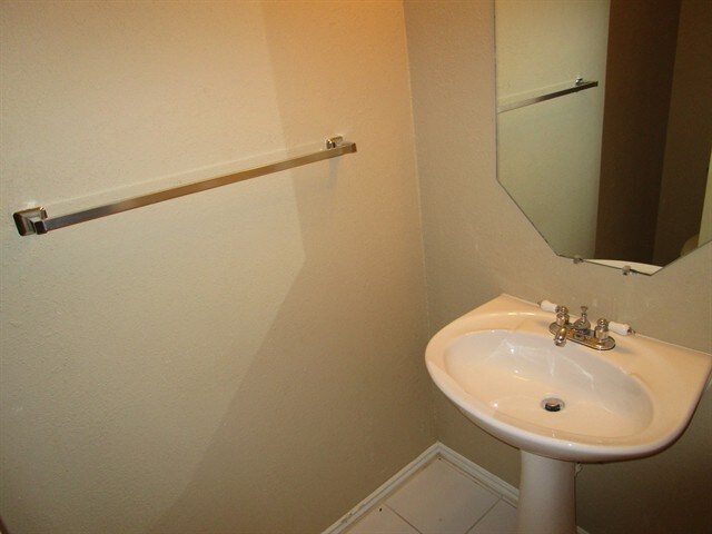 Building Photo - 7107 Grey Dawn Ln