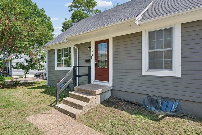 Building Photo - 7605 E 50th St