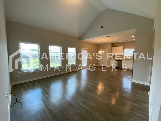 Building Photo - Home for Rent in Clanton, AL!