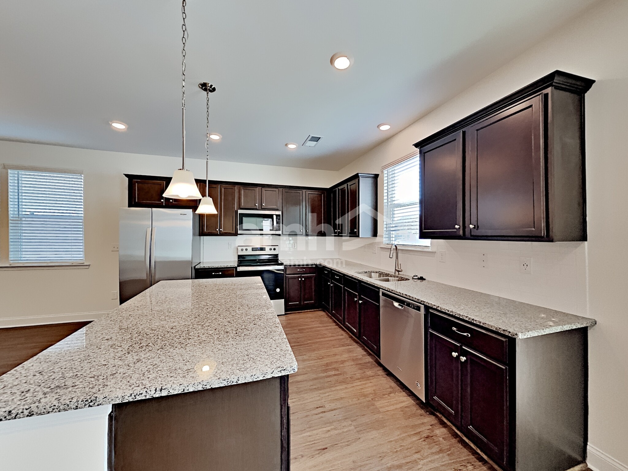 Building Photo - 209 Stowe Rd