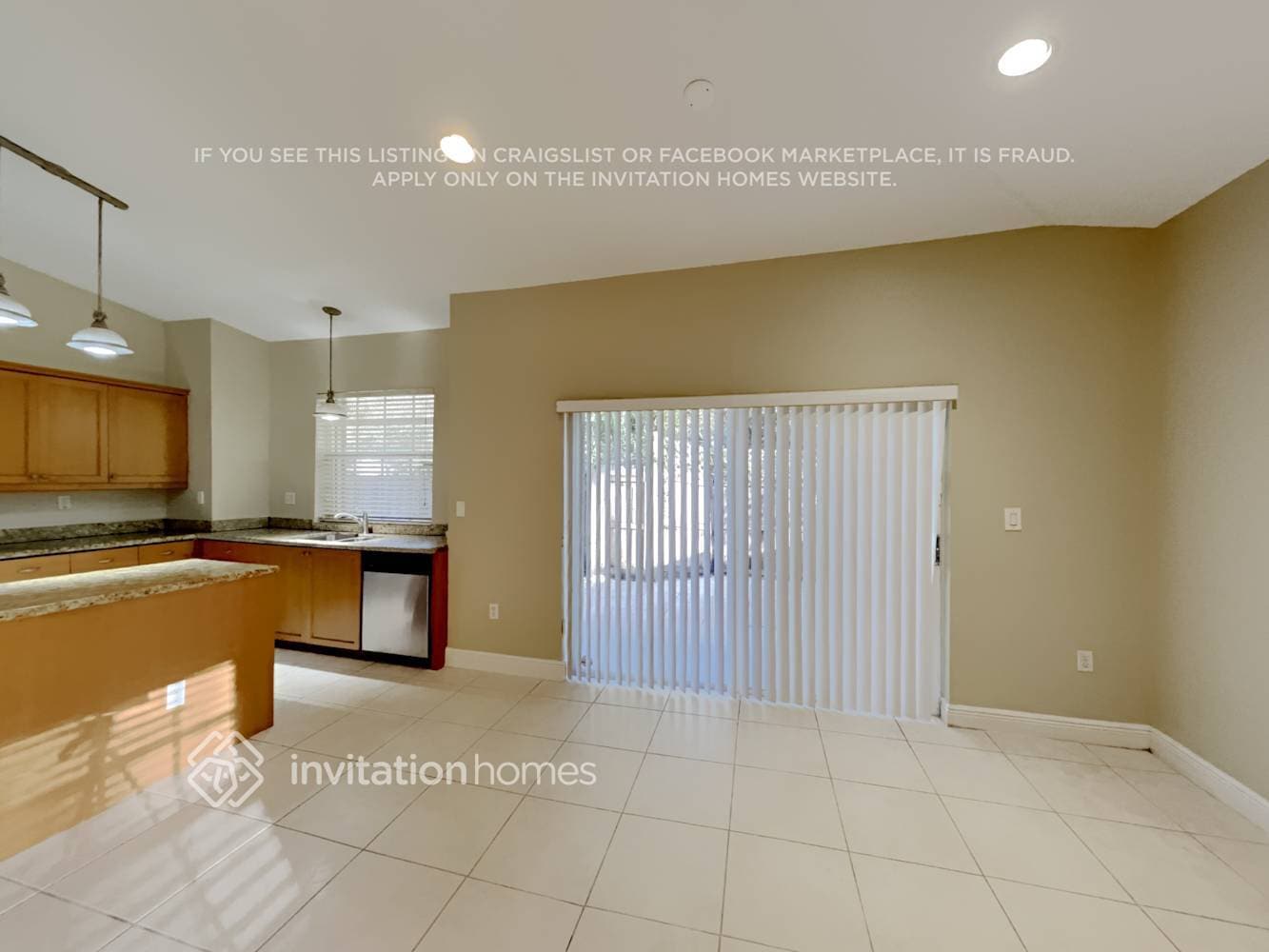 Building Photo - 1445 SW 11th Pl