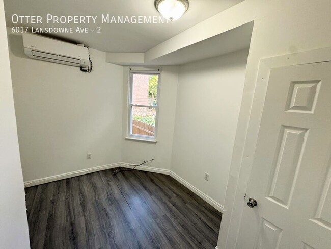 Building Photo - Gorgeous Overbrook Park 2BR/1BA Apt