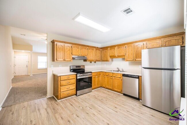 Building Photo - 83 Hamilton Woods Dr