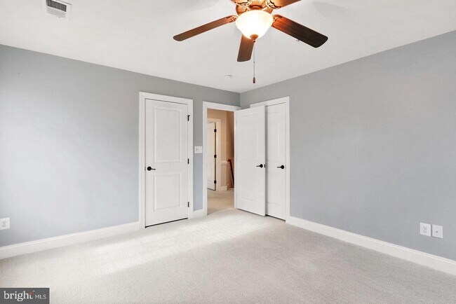 Building Photo - 25749 Racing Sun Dr