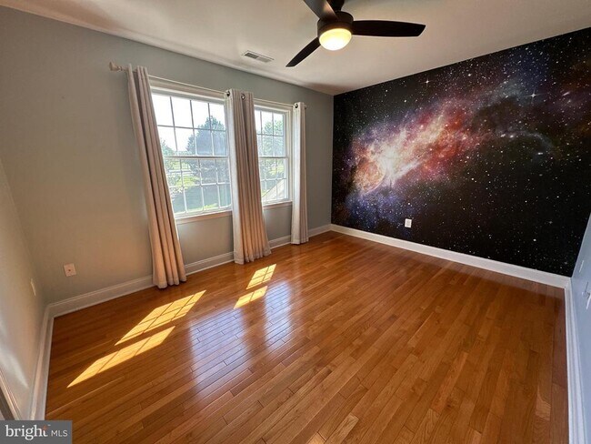 Building Photo - 18429 Polynesian Ln