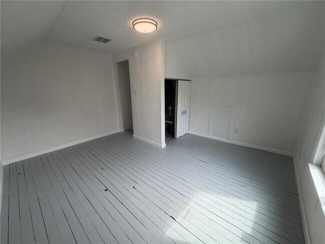 Building Photo - 254 Bailies Run Rd