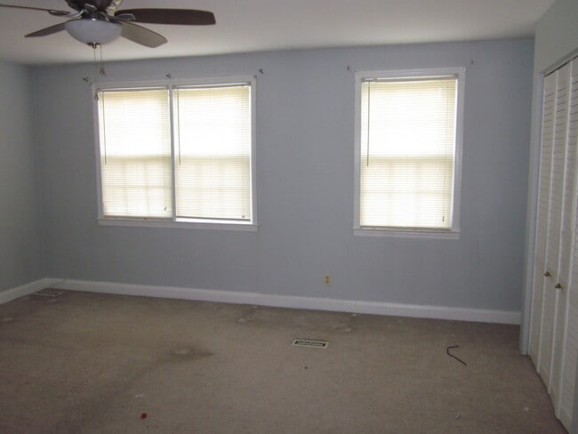 Building Photo - Charming 2 Bedroom/2 Bathroom in Catonsvil...