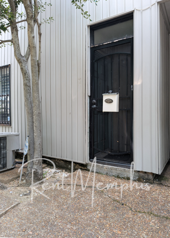 Building Photo - 156 N Auburndale St