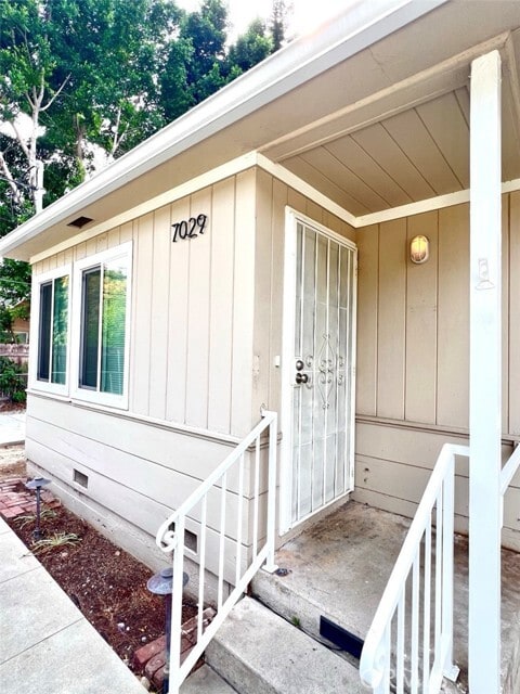 Building Photo - 7029 Yolanda Ave