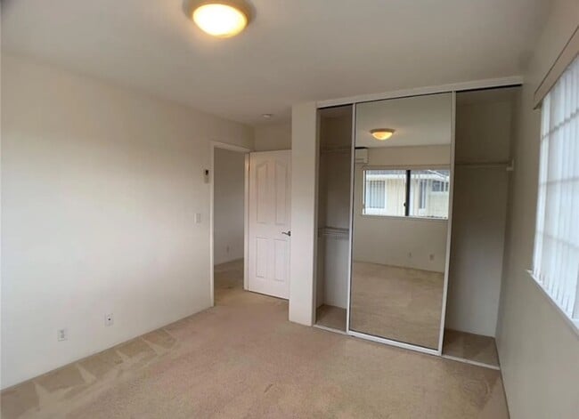 Building Photo - Mililani Mauka  - 3 bedroom, 2.5 bathroom,...