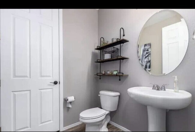 Downstairs 1/2 bath next to Office - 4391 W Federal Way