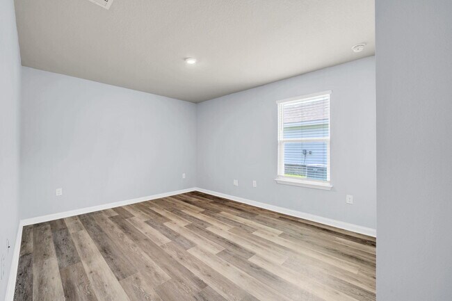 Building Photo - 222 Marquis Wy