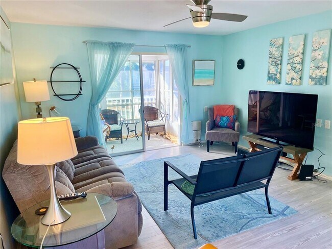 Building Photo - 1625 Leisure Dr