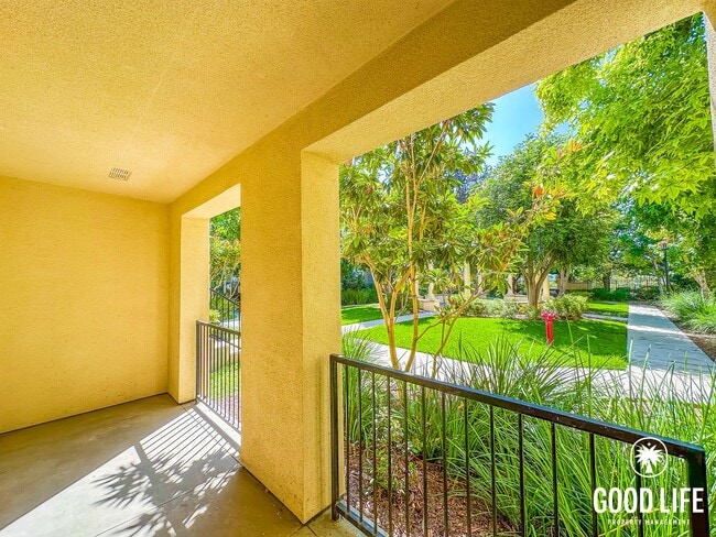 Building Photo - OC: PRICE REDUCTION - Spacious 2BD/2.5BA Condo in Irvine with Resort-Style Amenities, Private Bal...