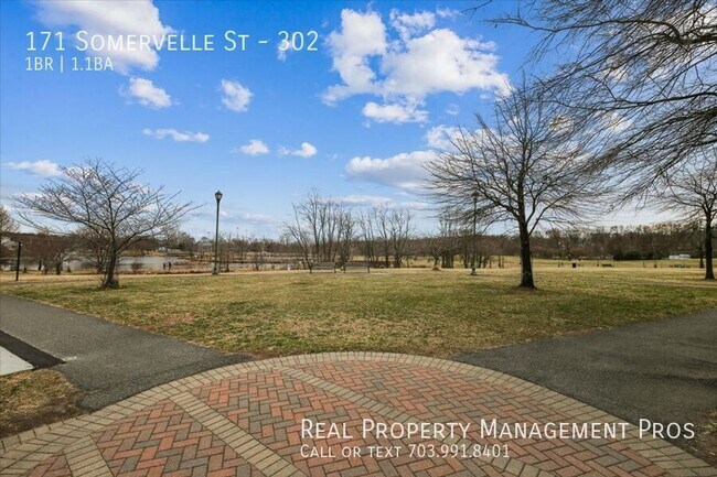 Building Photo - 171 Somervelle St