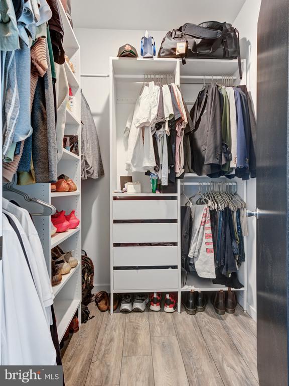 Building Photo - 1931 Colonial St