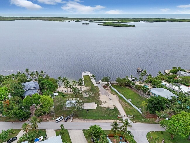 Building Photo - 42 Bonefish Ave