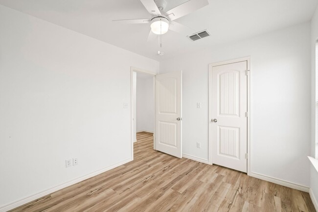 Building Photo - Country Living In Idalou ISD!