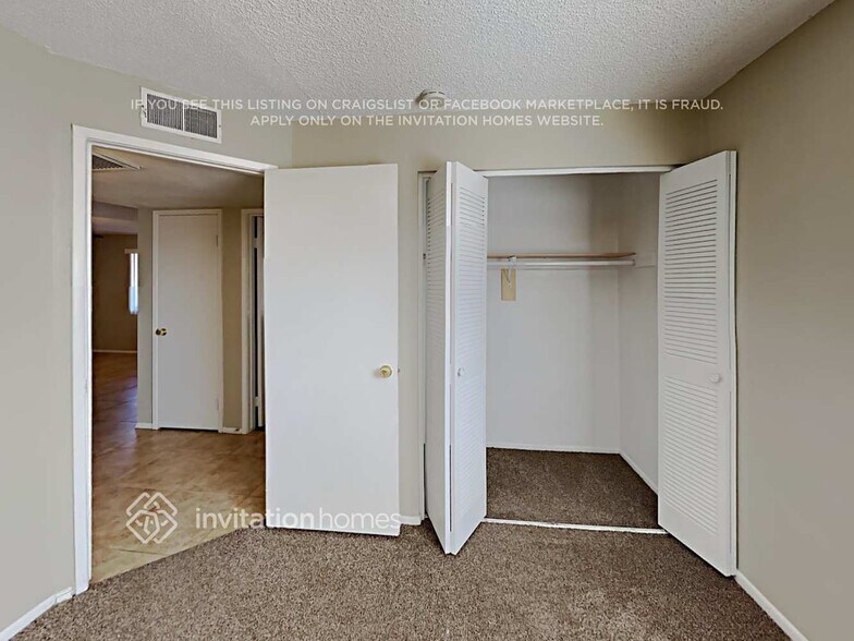 Building Photo - 14416 N 35th St