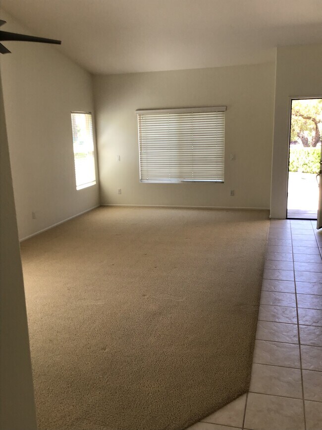 Building Photo - 2220 N Paseo de Anza