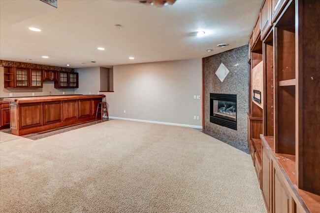 Building Photo - Beautifully updated 4 bedroom home in Southbridge, Waunakee