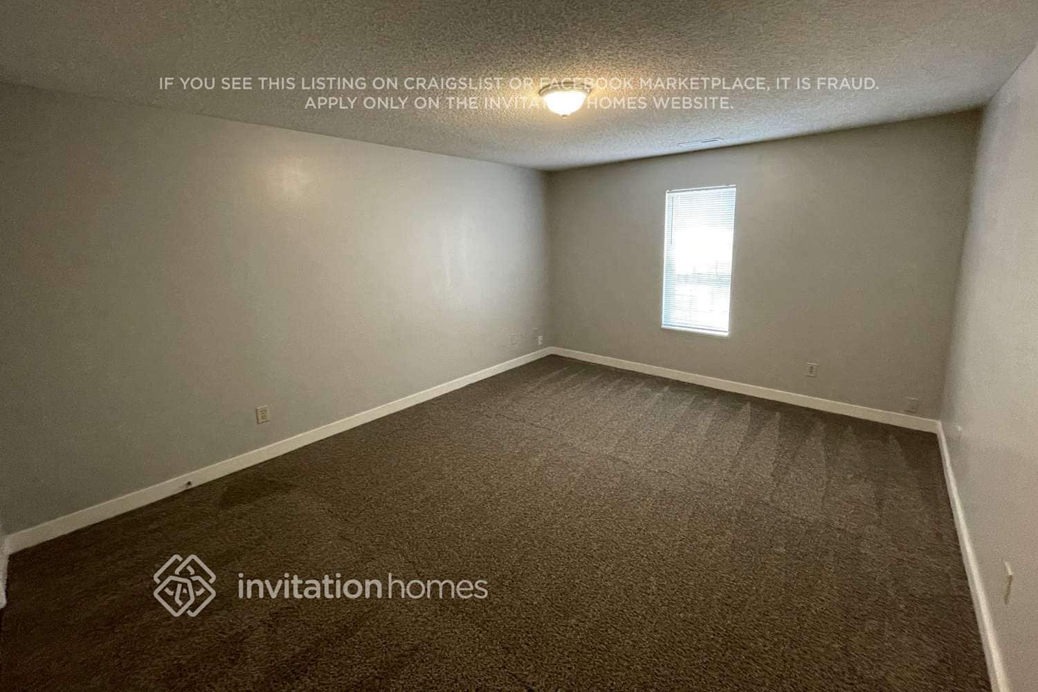 Building Photo - 1409 Ridgewood Dr