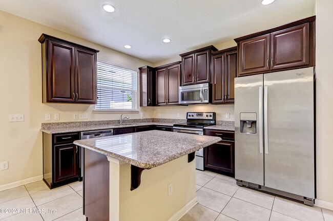 Building Photo - 95 Nelson Ln